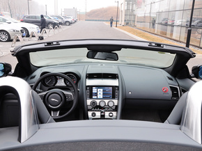 捷豹  3.0T 自动 中控台整体