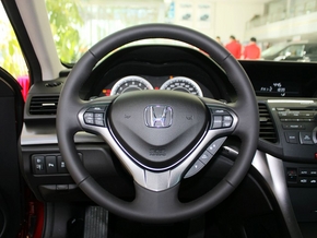 东风本田  2.4L 自动 方向盘整体