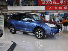 斯巴鲁  2.5L CVT 车辆正右侧