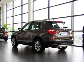 宝马(进口)  2.0T 车辆左后45度视角