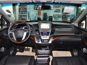 广汽本田  2.4L 自动 中控台整体