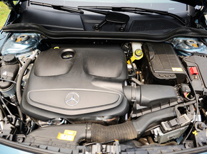 奔驰(进口)  A260 2.0T DCT