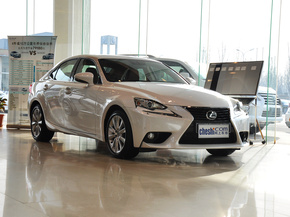 雷克萨斯  2.5L 自动 车辆右侧45度角