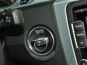 一汽-大众  1.8TSI DSG 车辆点火开关特写