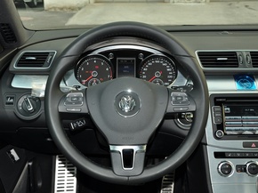 一汽-大众 1.8TSI DSG 方向盘整体