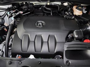 讴歌  3.0L 自动 发动机主体特写