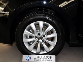 上海大众  1.8TSI DSG 前轮整体照片