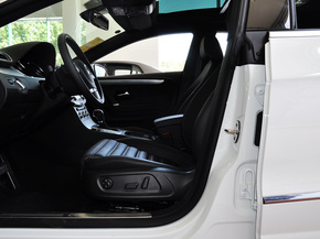 一汽-大众 1.8TSI DSG 驾驶席座椅正视图