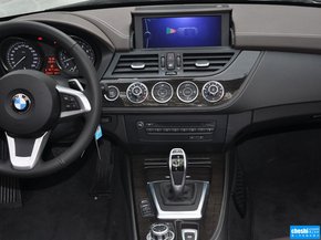 宝马(进口)  2.0T AT 中控仪表台总特写
