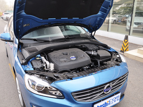 沃尔沃(进口)  改款 2.0T 发动机主体特写