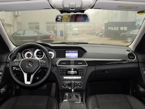 北京奔驰  C260 1.8T AT 中控台整体