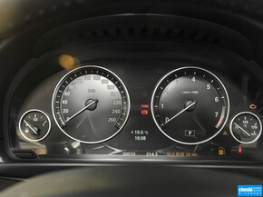 华晨宝马  535Li 方向盘后方仪表盘