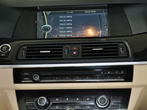 华晨宝马  520Li 中控台中央特写