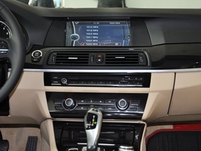 华晨宝马  520Li 中控仪表台总特写