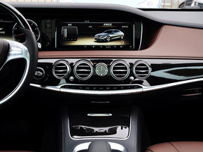 奔驰(进口)  S400L 3.0T 自动 中控仪表台总特写