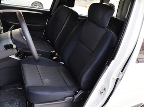 昌河铃木  1.4L VVT 驾驶席座椅前45度视图