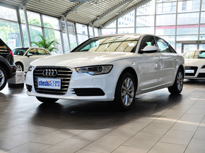 一汽奧迪  TFSI 車輛左前45度視角