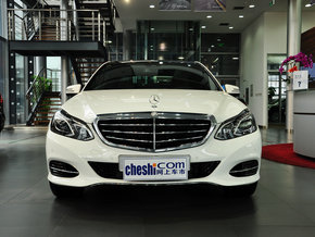 北京奔驰 E260L 1.8T 自动 车头正面视角