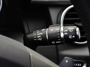 路虎 3.0T SD V6 方向盘右侧控制杆
