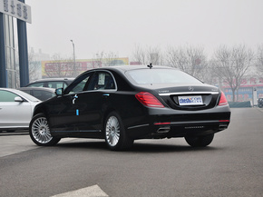 奔驰(进口)  S500L 4.7T 自动 车辆左后45度视角