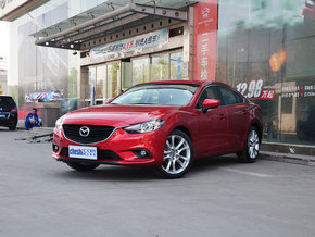 一汽马自达  2.5L 自动 车辆左前45度视角