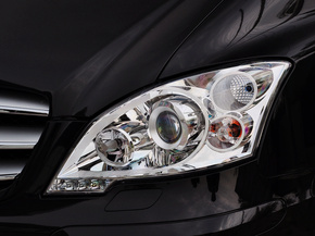 福建奔馳  3.5L 車輛大燈細(xì)節(jié)