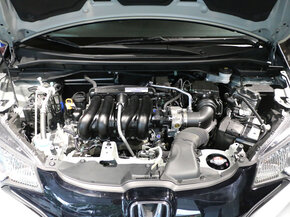 广汽本田  1.5L 手动 发动机局部特写