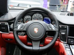 保时捷  4 executive