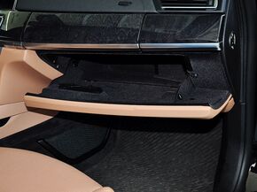 宝马(进口) 7系 手套箱整体特写