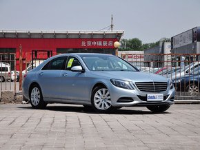奔驰(进口)  S320L 车辆右侧45度角