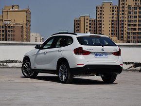 华晨宝马 sDrive20i 车辆左后45度视角