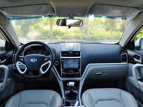 吉利汽车  三厢 1.3T CVT 中控台整体