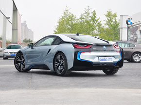 BMW i 1.5T 自动 车辆左后45度视角