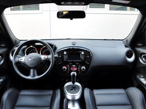 英菲尼迪  1.6T 中控台整体