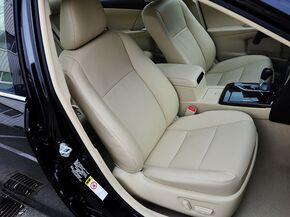 广汽丰田  2.0G 自动 副驾驶席座椅45度特写