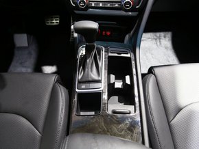 东风悦达起亚  2.0T 自动