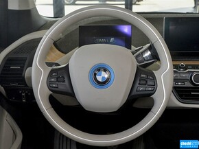 BMW i  i3 方向盘整体