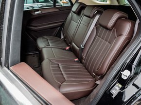 奔驰(进口)  GLE 第二排座椅