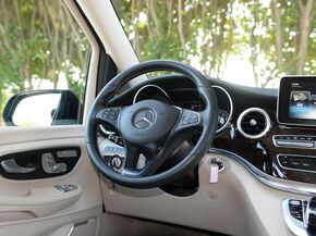 福建奔驰  V 260 L 方向盘
