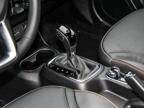 东风风神  1.4T 换挡杆