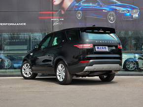 路虎 5.0 V8 SVX 左后正45度