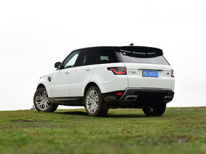 路虎   左后正45度