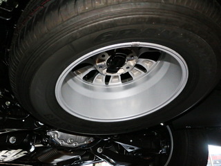 日产(进口)  5.6L 备胎整体