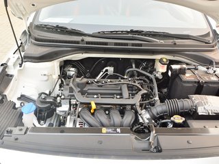 北京现代  1.4L 发动机舱