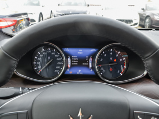 玛莎拉蒂  3.0T 430Hp 仪表盘