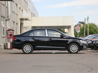 上汽大众  1.5L 自动舒适版 正右侧