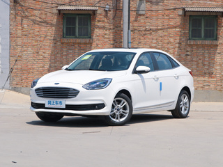 长安福特  改款 1.5L 自动悦享型 左前正45度