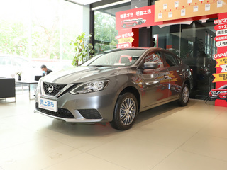 东风日产  经典 1.6XE 左前正45度