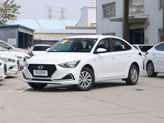 北京现代  1.6L 左后正45度