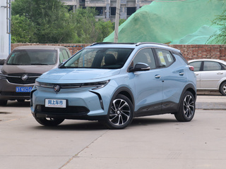 别克  652E 左前正45度